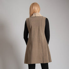 Load image into Gallery viewer, The Sylvia Vest Heather Sherpa